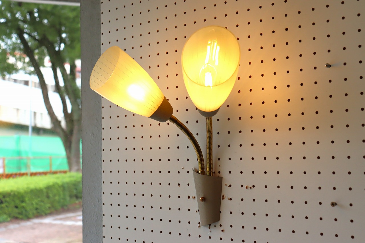 ウォールランプ