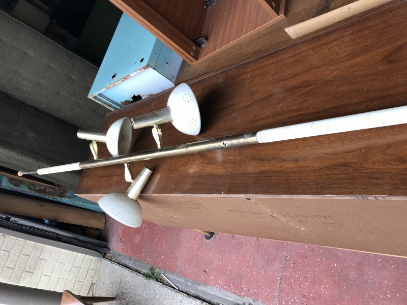 3灯ポールランプ