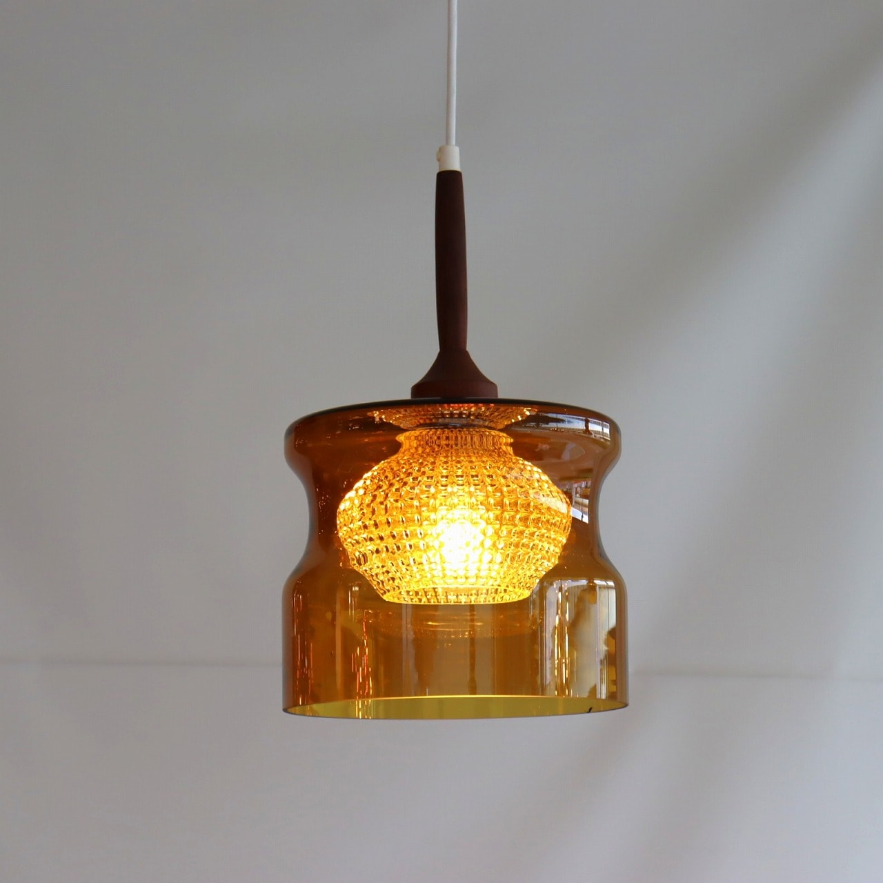 ガラスペンダントランプ