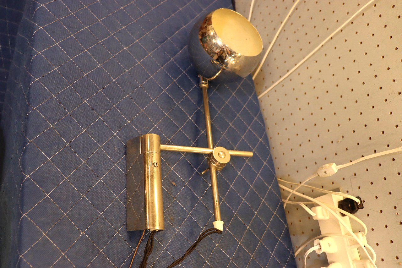 ウォールランプ