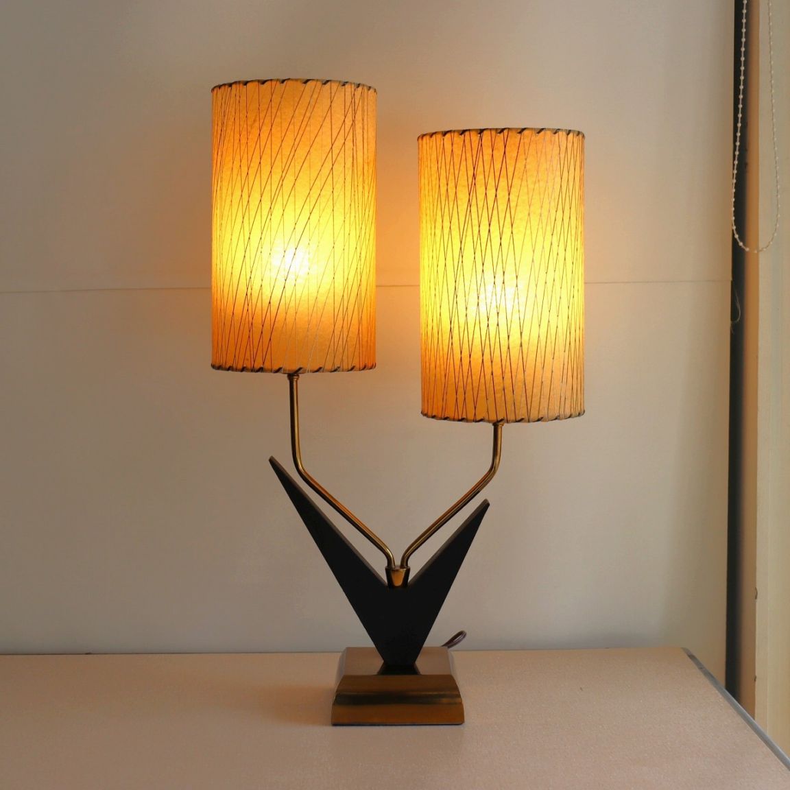 [HOLD]マジェスティック社製テーブルランプ