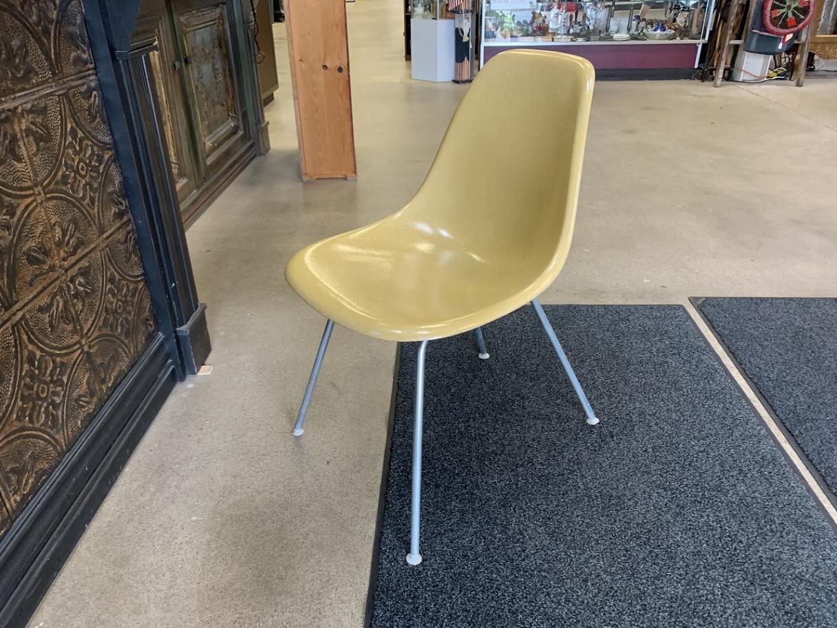 イームズチェア