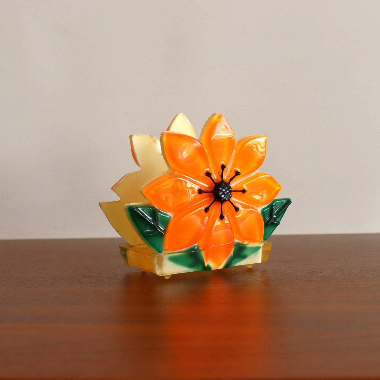 ワンダーモールド製ナプキンホルダー