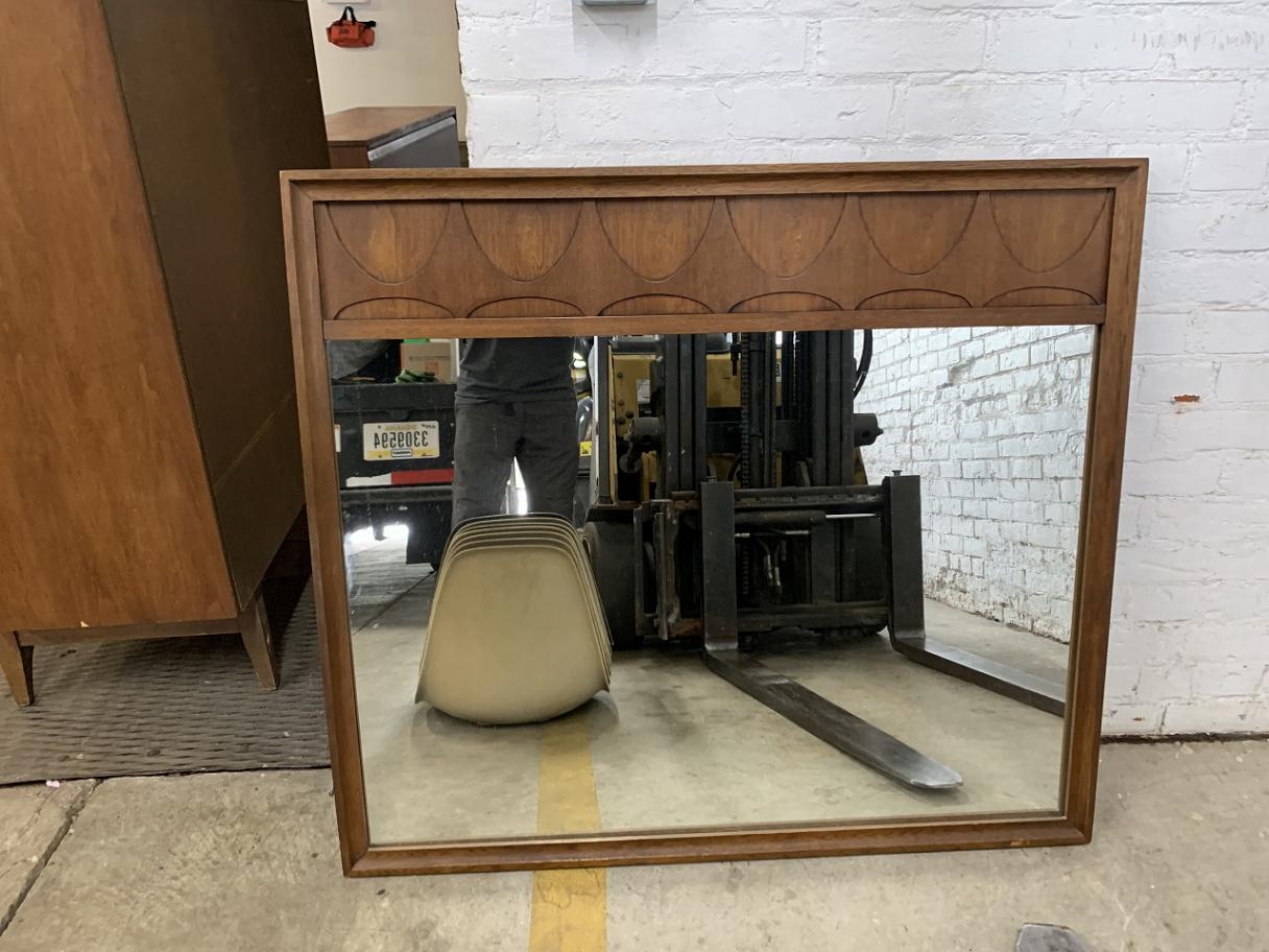 ブロイヒル製ウォールミラー