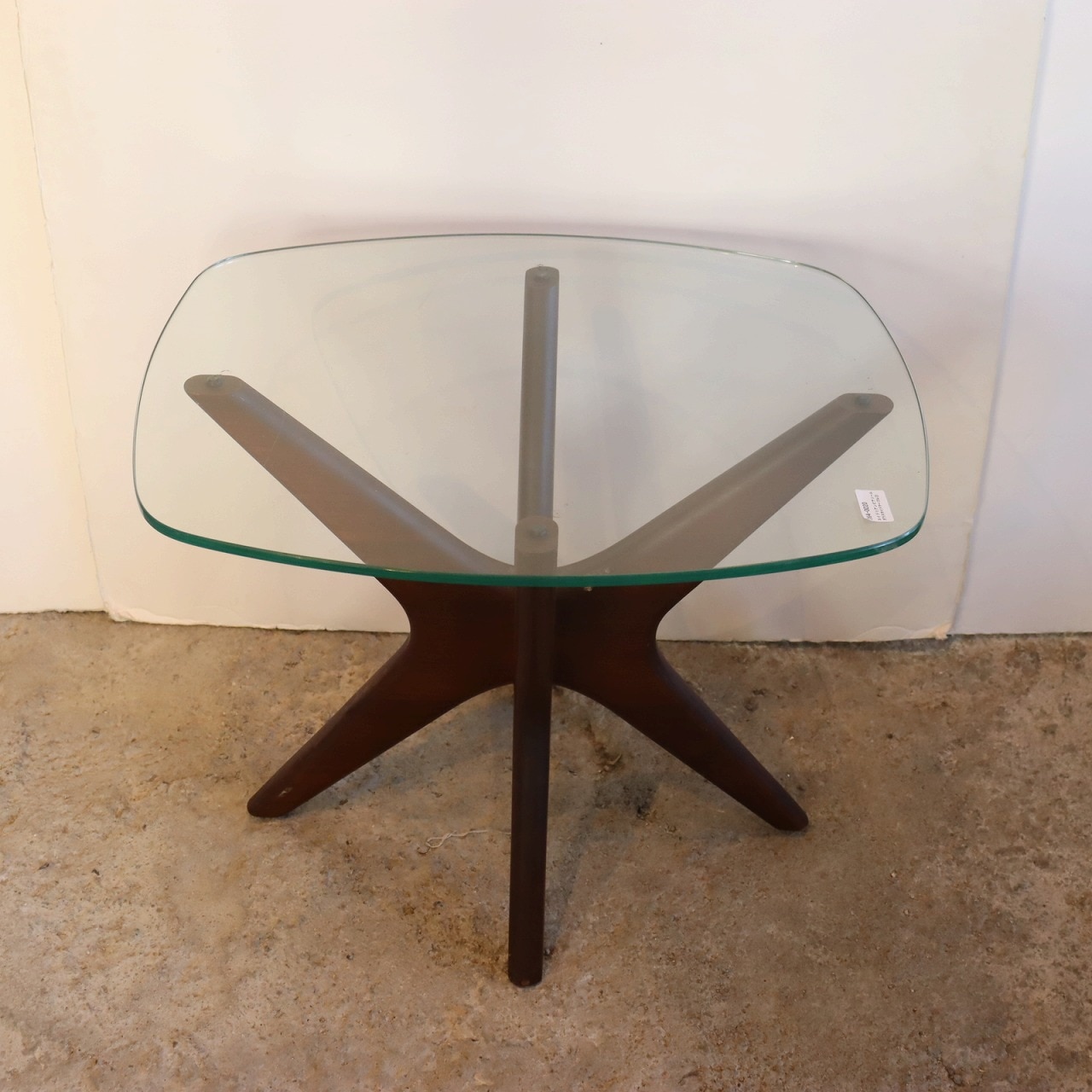 エイドリアンピアソール　ガラスサイドテーブル