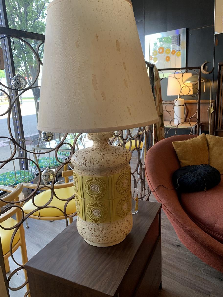 ポタリーテーブルランプ