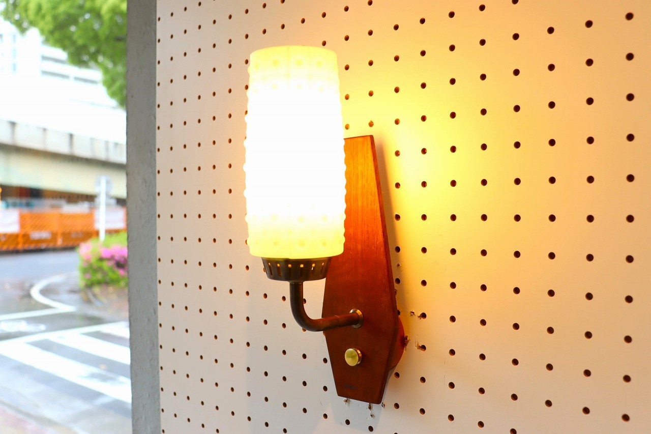 ガラスブラケットランプ