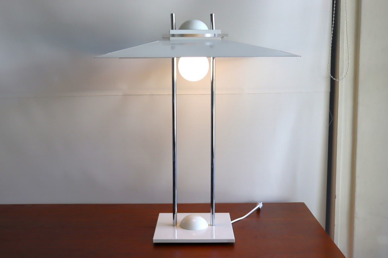 Dijkstra Lampen社製テーブルランプ