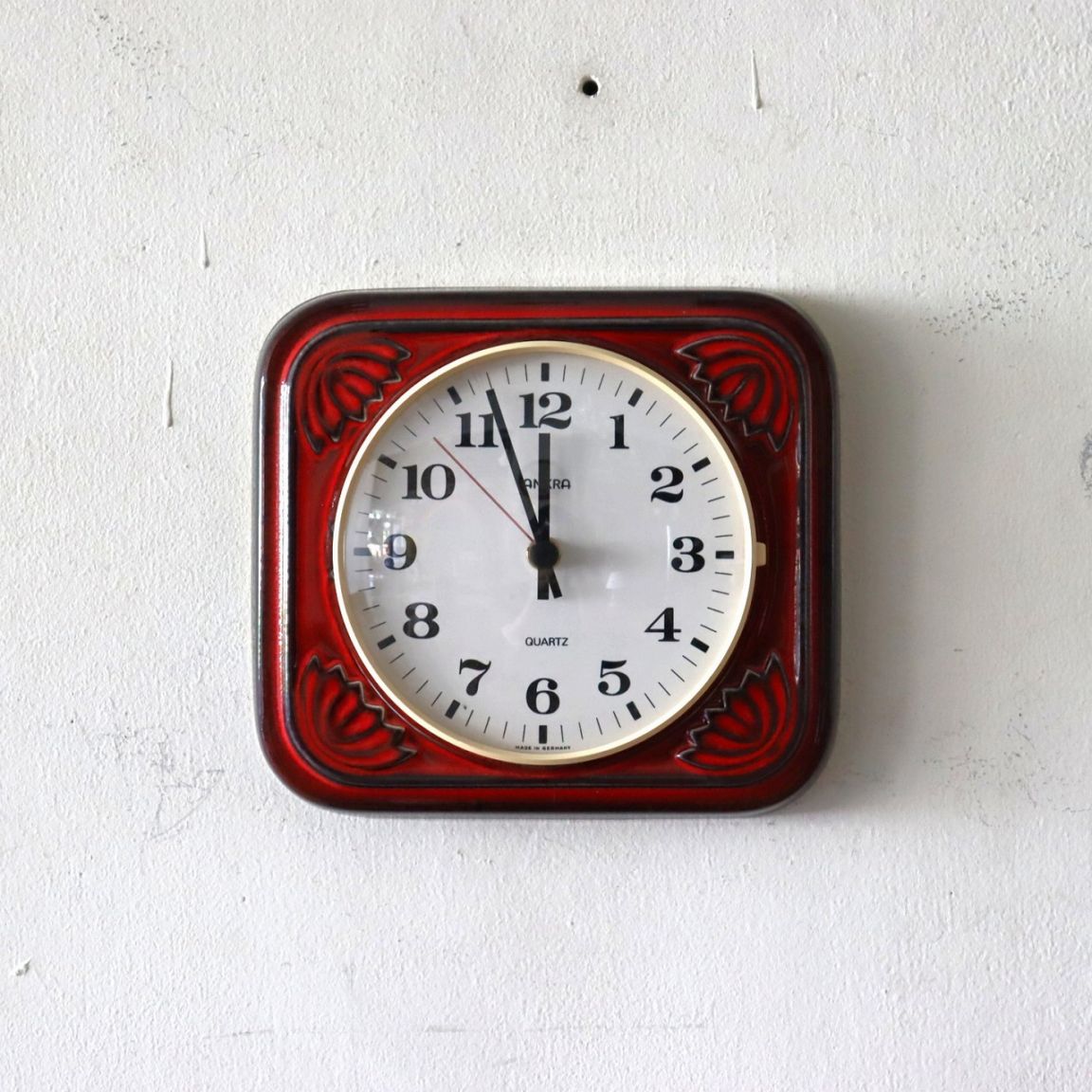 ANKRA社製ポタリーウォールクロック