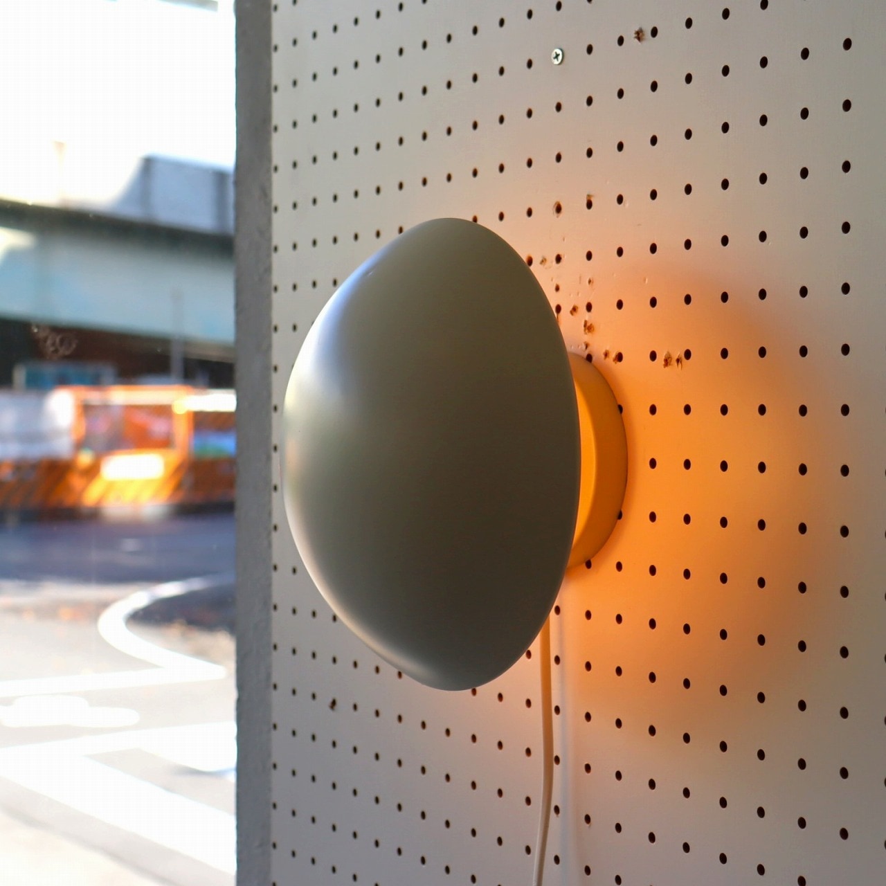 ルイスポールセン製PHハットウォールランプ