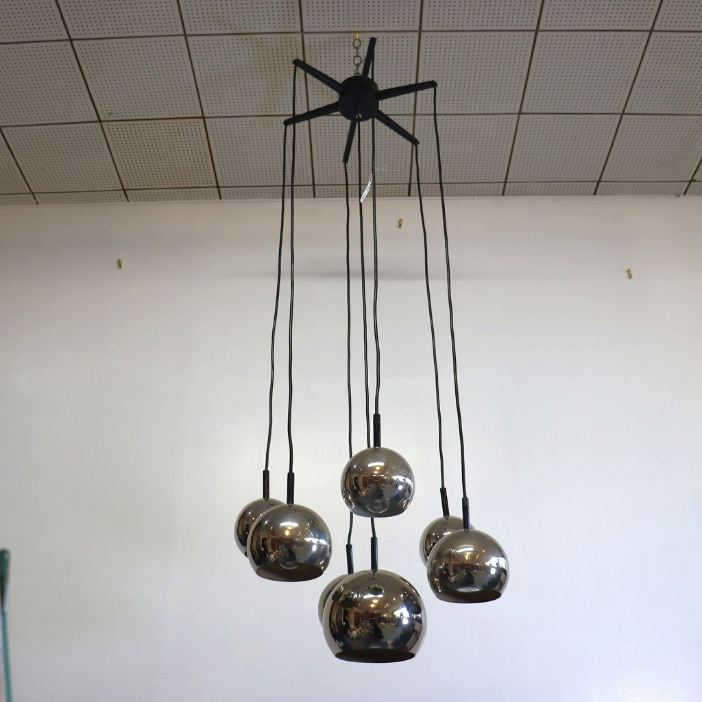 ７灯ペンダントランプ