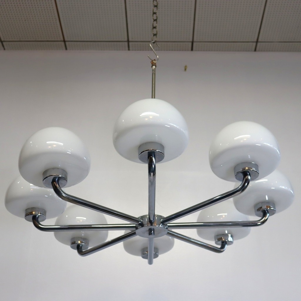 8灯シャンデリア