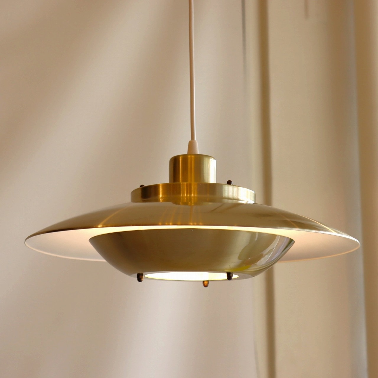 ゴールドペンダントランプ　