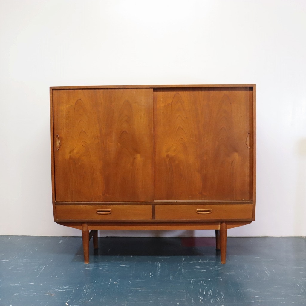 いのうえ◎ アメリカ製ミッドセンチュリー ヴィンテージキャビネット いのうえ◎ アメリカ製ミッドセンチュリー ヴィンテージキャビネット