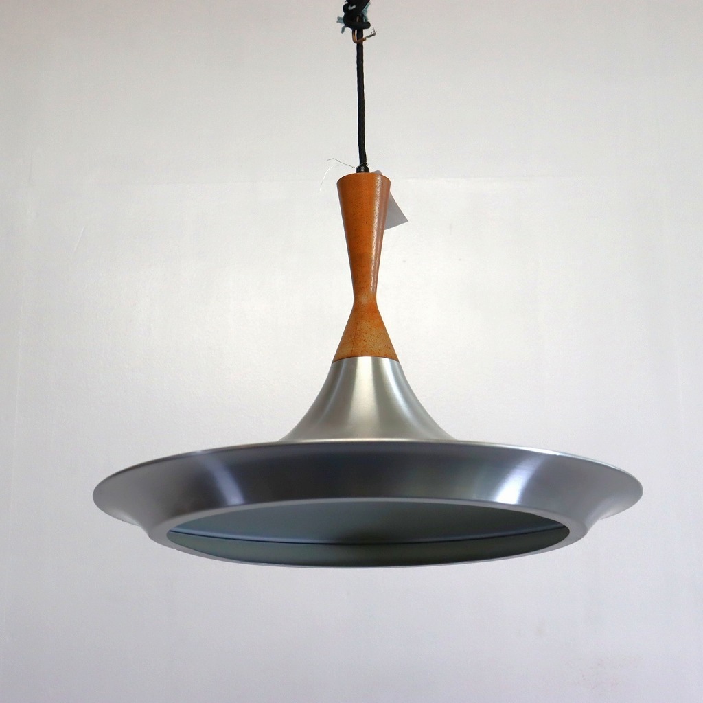 ペンダントランプ