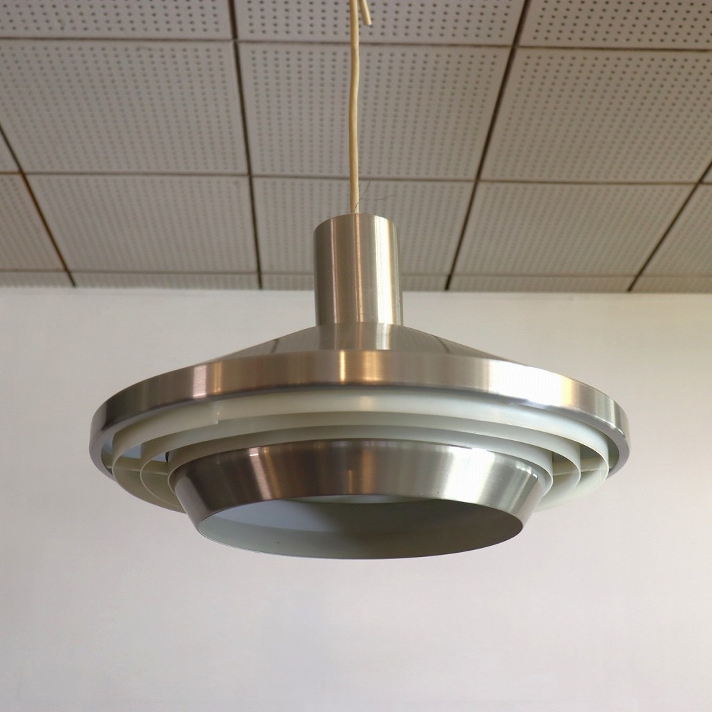 ペンダントランプ