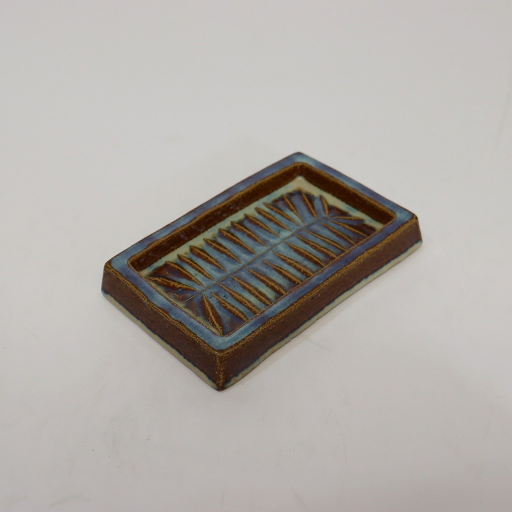 スーホルム製ポタリ―トレー