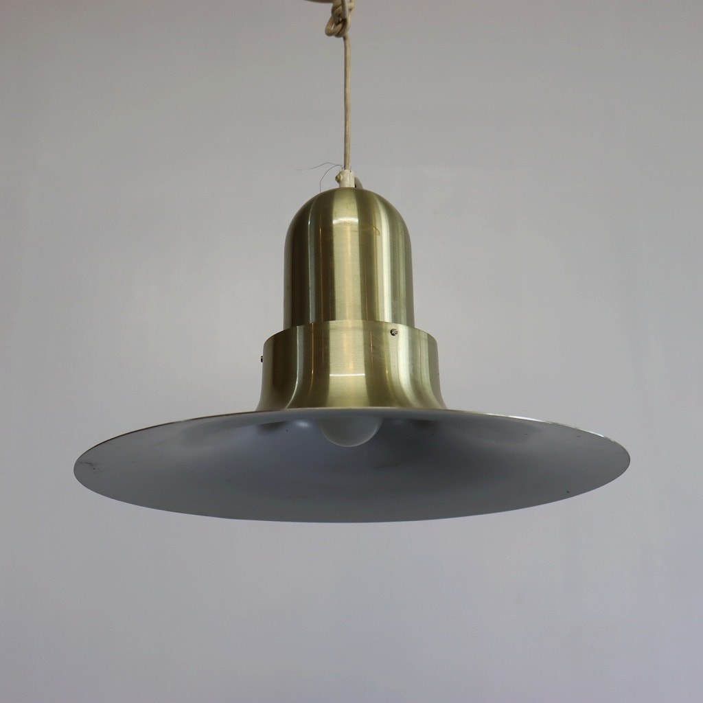 ペンダントランプ