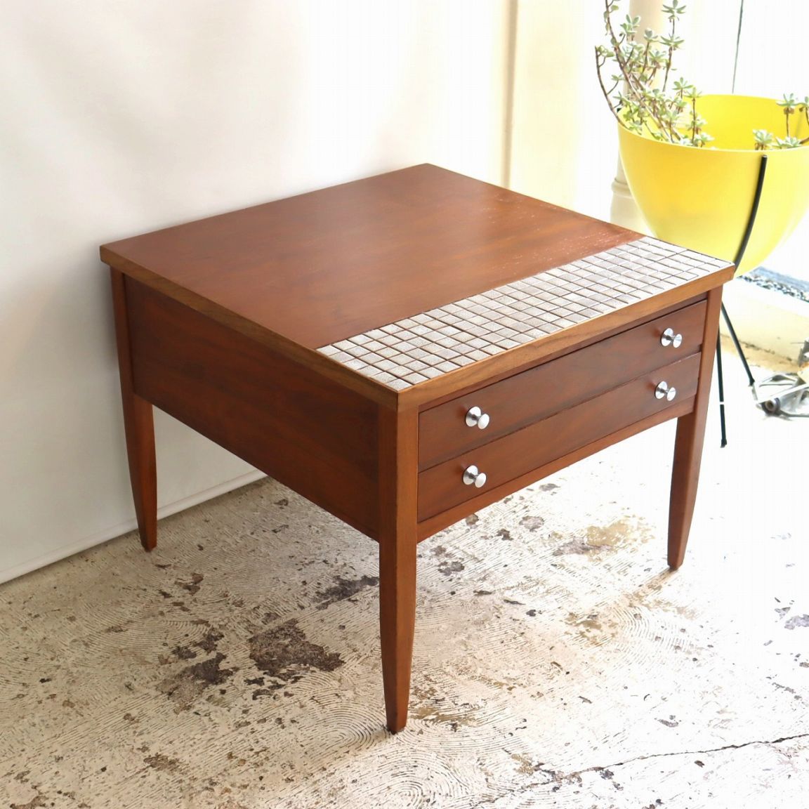 レーン社製タイルトップサイドテーブル