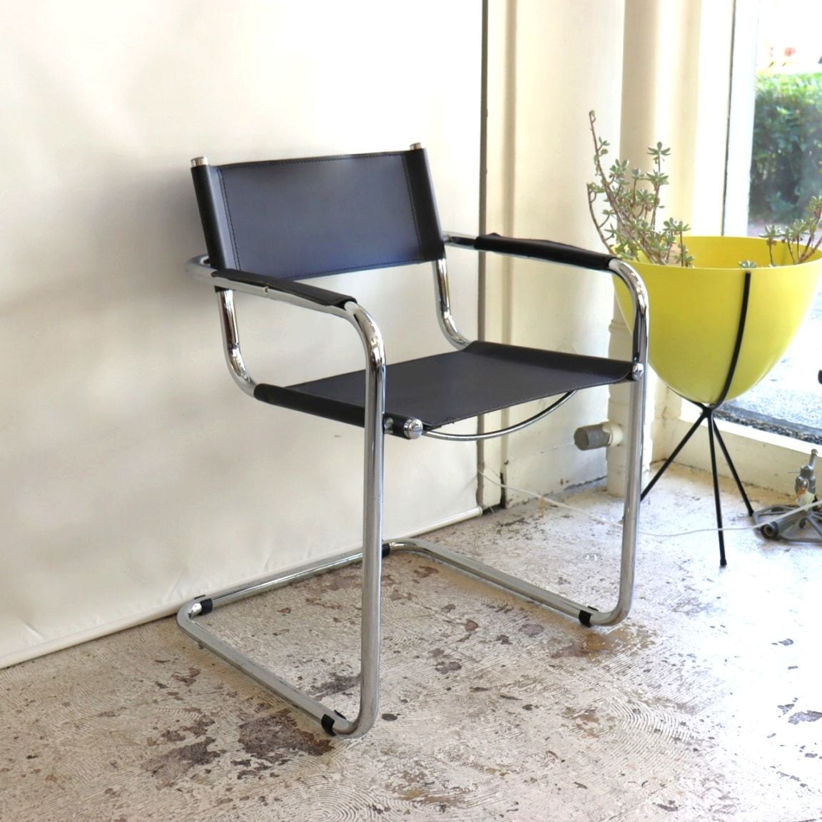 カンチレバーチェア　Matteo Grassi MG5 