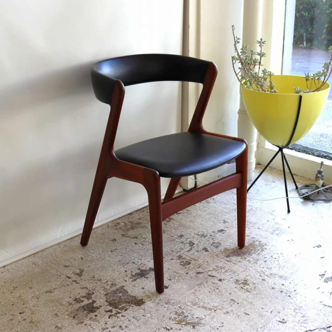 カイ・クリスチャンセン T21ダイニングチェア | ダイニングチェア