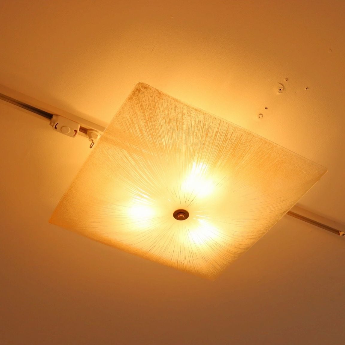 ガラスシーリングランプ