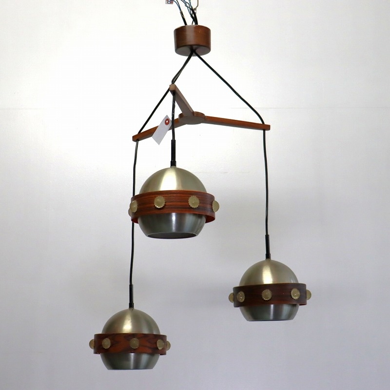 3灯ペンダントランプ