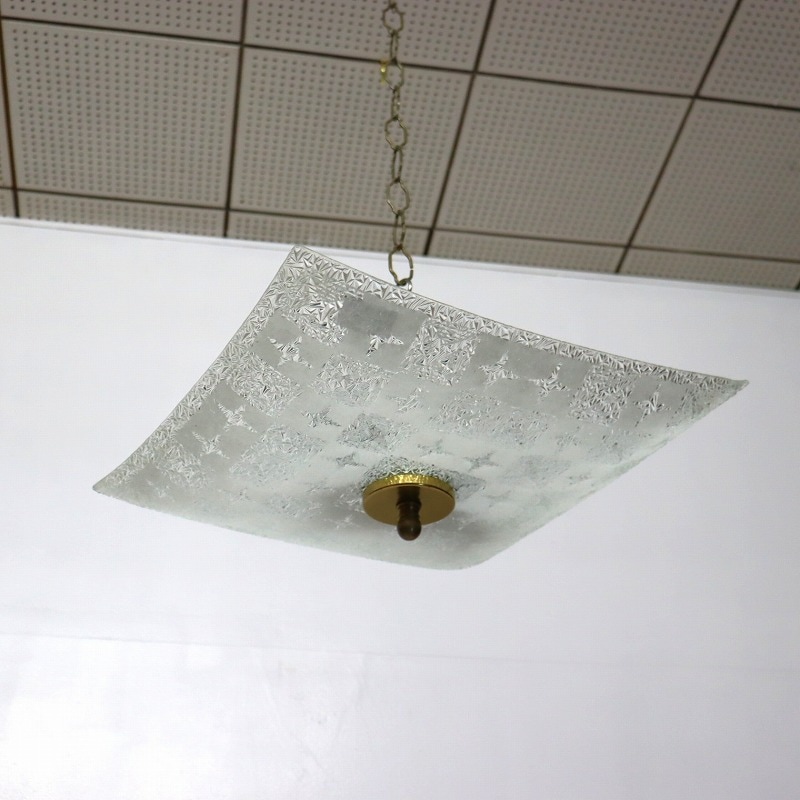 シーリングランプ