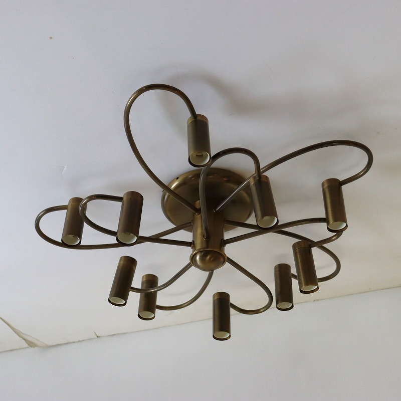 10灯シーリングランプ