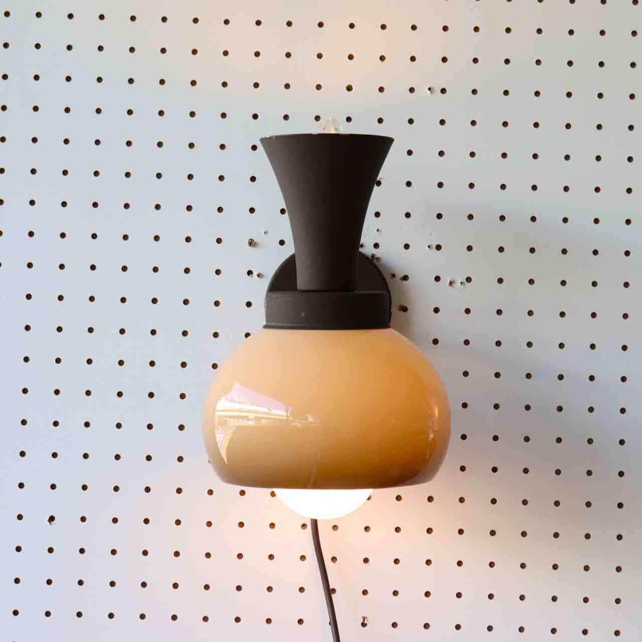 マッシュルームブラケットランプ