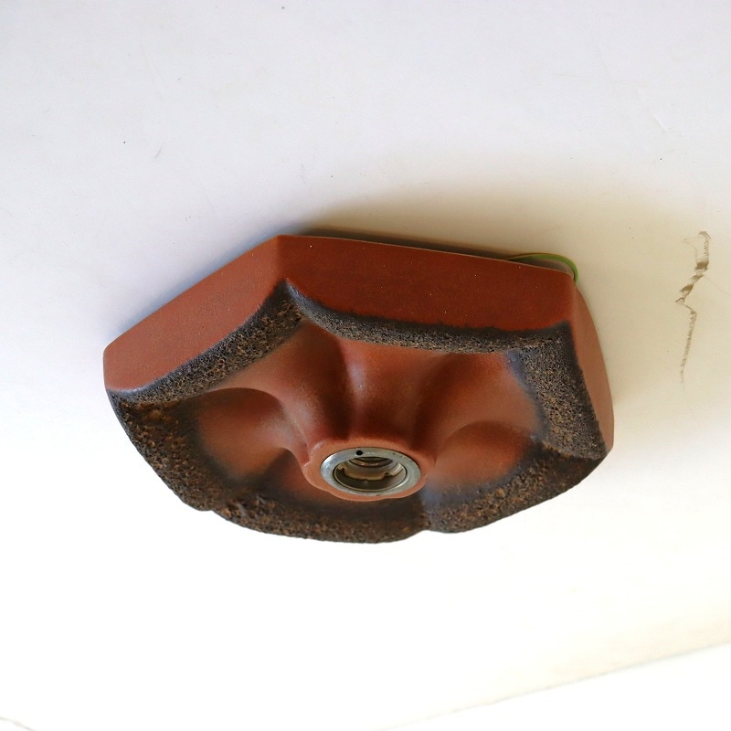 ブラケットランプ