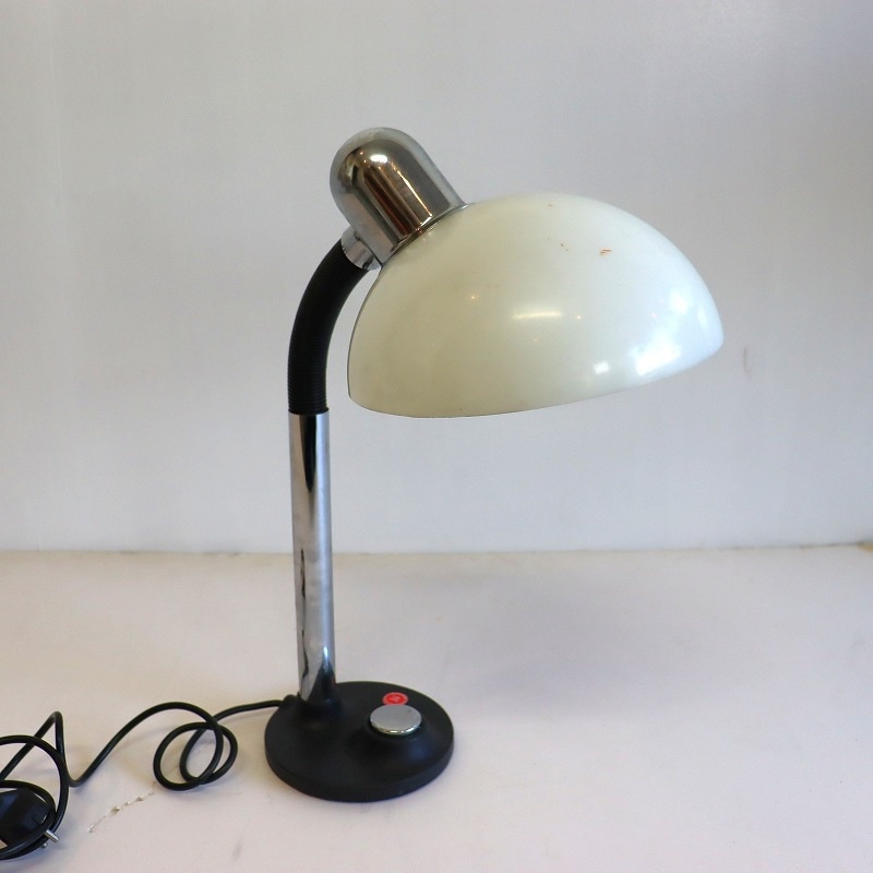 テーブルランプ