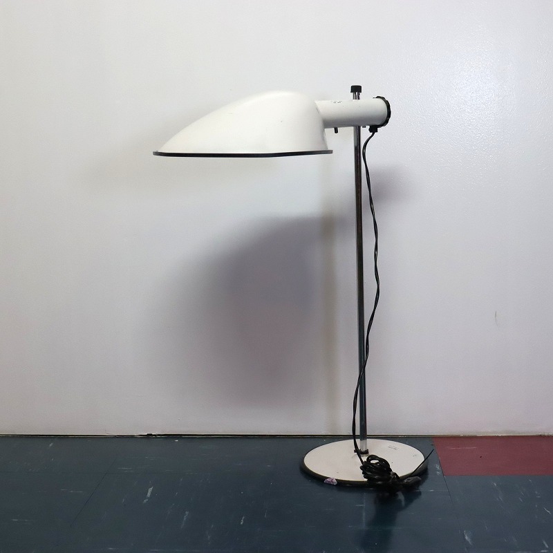 テーブルランプ