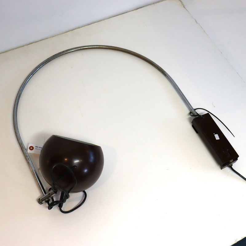 ブラケットランプ