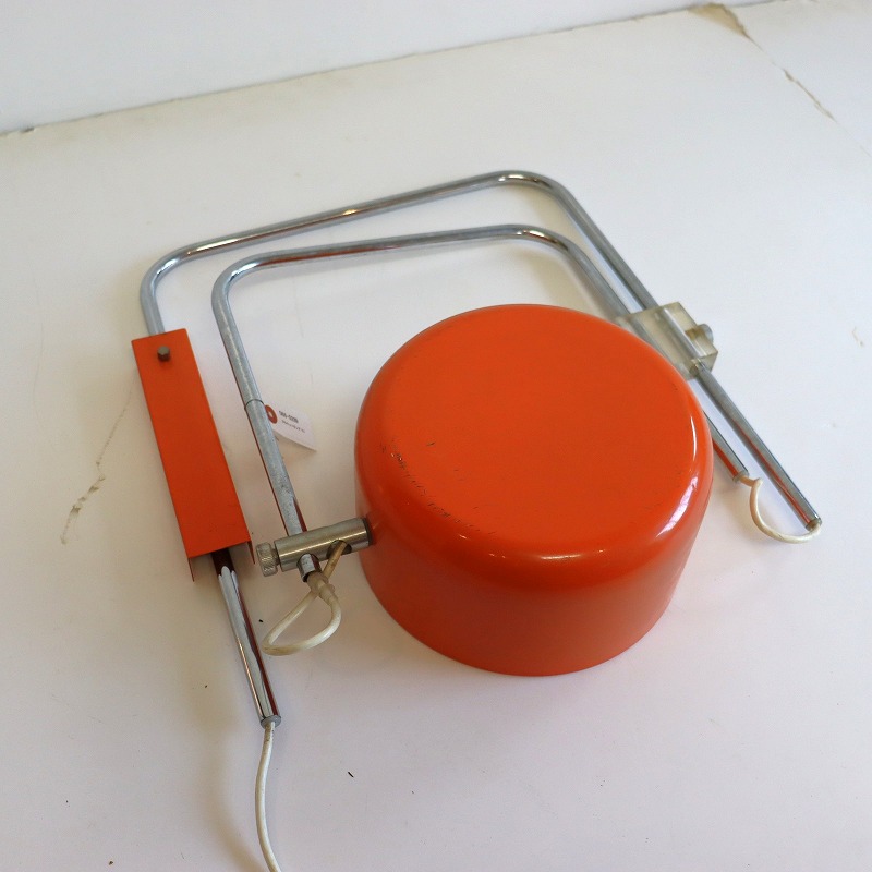 ブラケットランプ