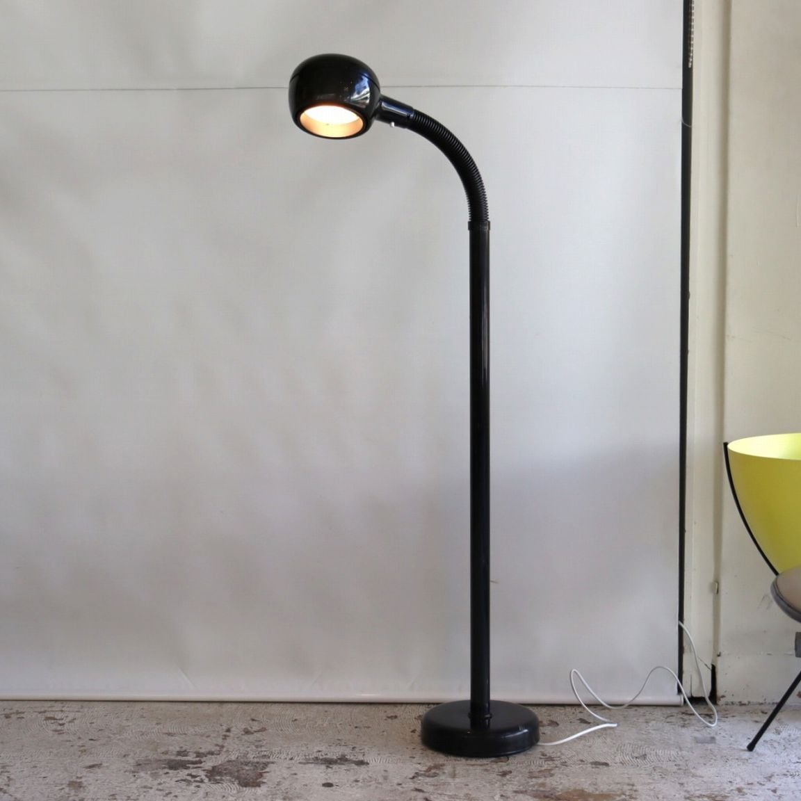 ファーゲルハルツ社製フロアランプ