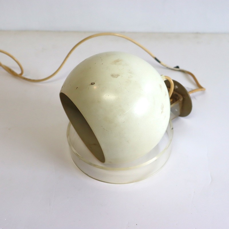 ブラケットランプ