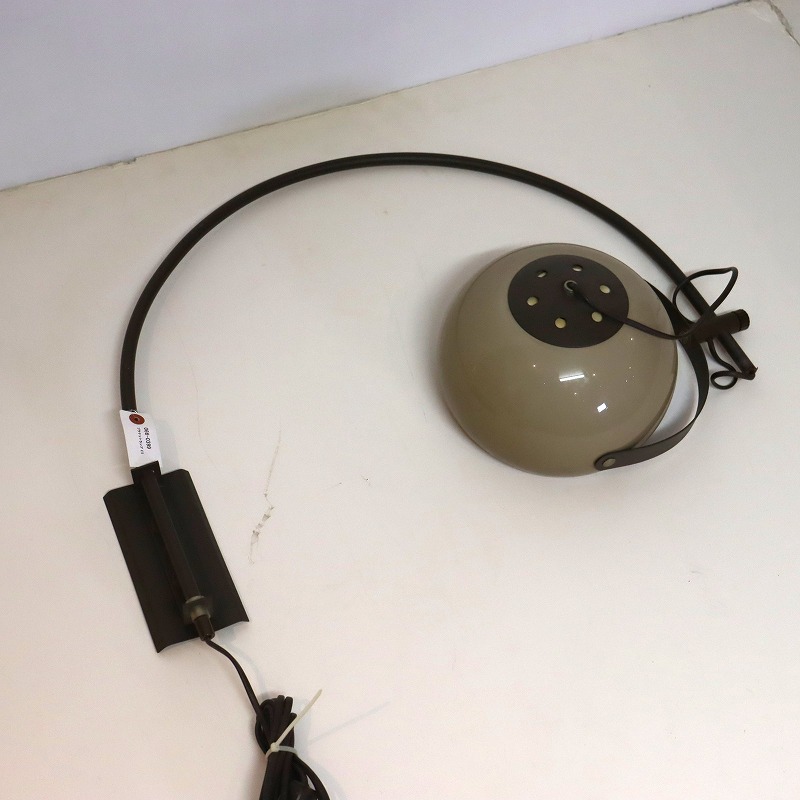 ブラケットランプ