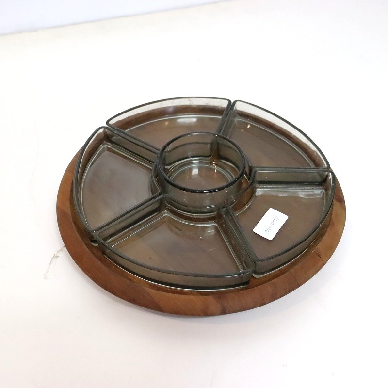 ウッドガラストレー