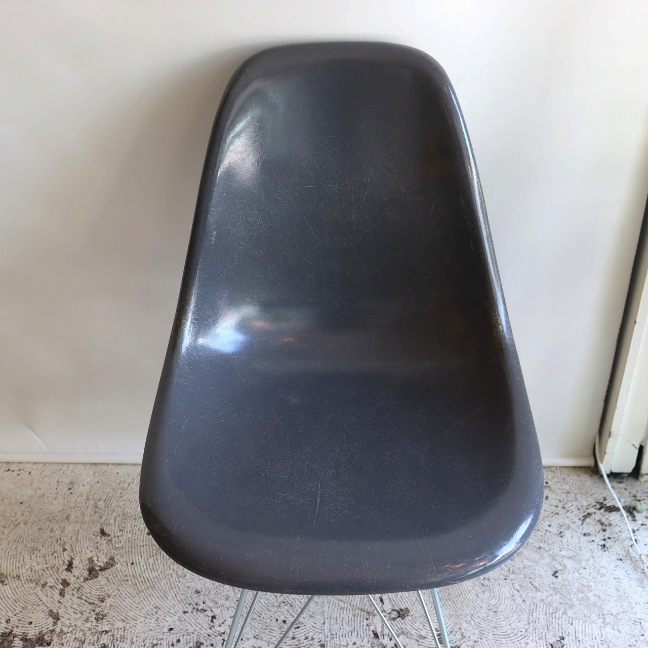 ハーマンミラー社製イームズ サイドシェルチェア(エレファントグレー