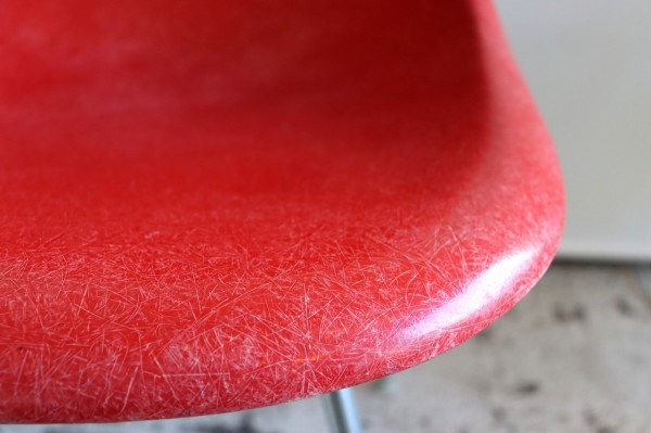 ハーマンミラー社製イームズ サイドシェルチェア(レッドFRP