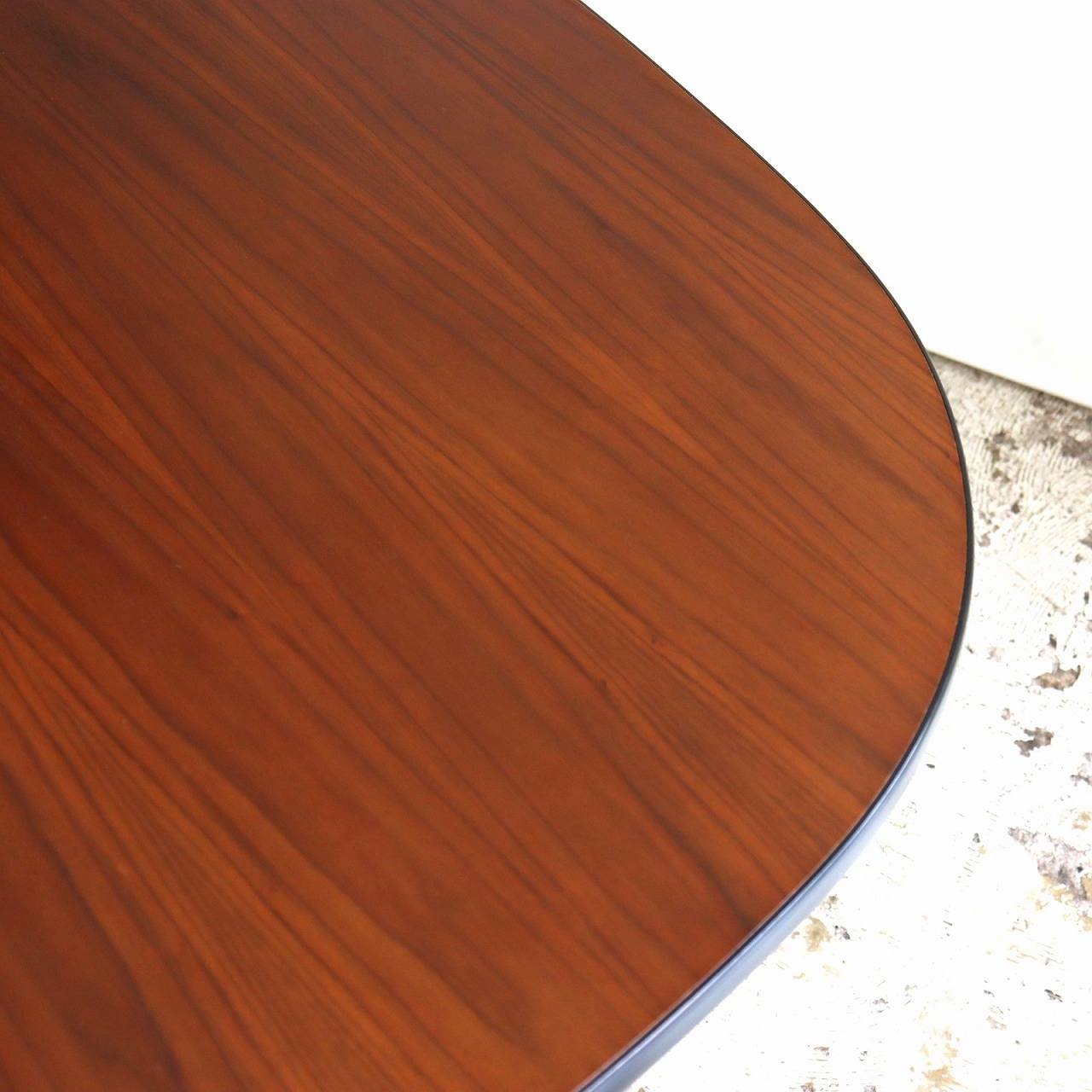 ハーマンミラー製セグメンテッドベーステーブル | ダイニングテーブル