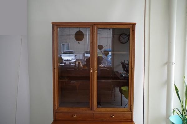 ブロイヒル社製カップボード | FURNITURE | パームスプリングス