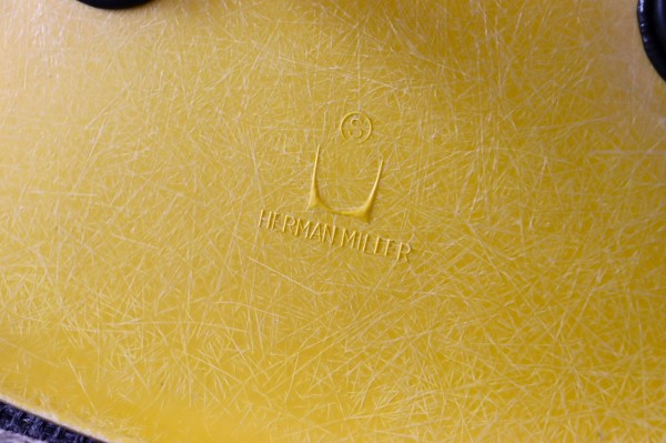 ハーマンミラー社製イームズ サイドシェルチェア(イエローFRP