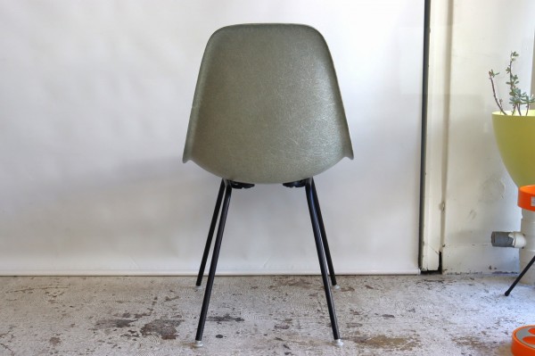 数量限定イームズシェルチェア　シーフォームグリーン　DSW ハーマンミラー ハーマンミラー社製イームズ サイドシェルチェア(シーフォーム