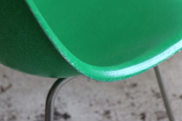 ハーマンミラー社製イームズ サイドシェルチェア(カドミウムグリーン