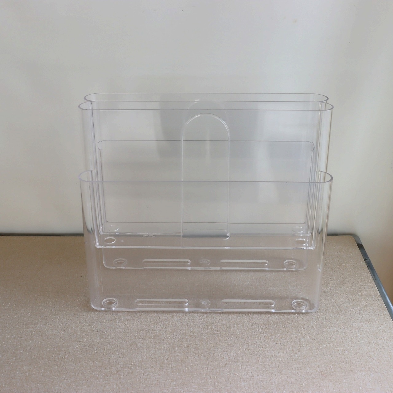 カルテル社製ルーサイトマガジンラック | マガジンラック・ワイヤー