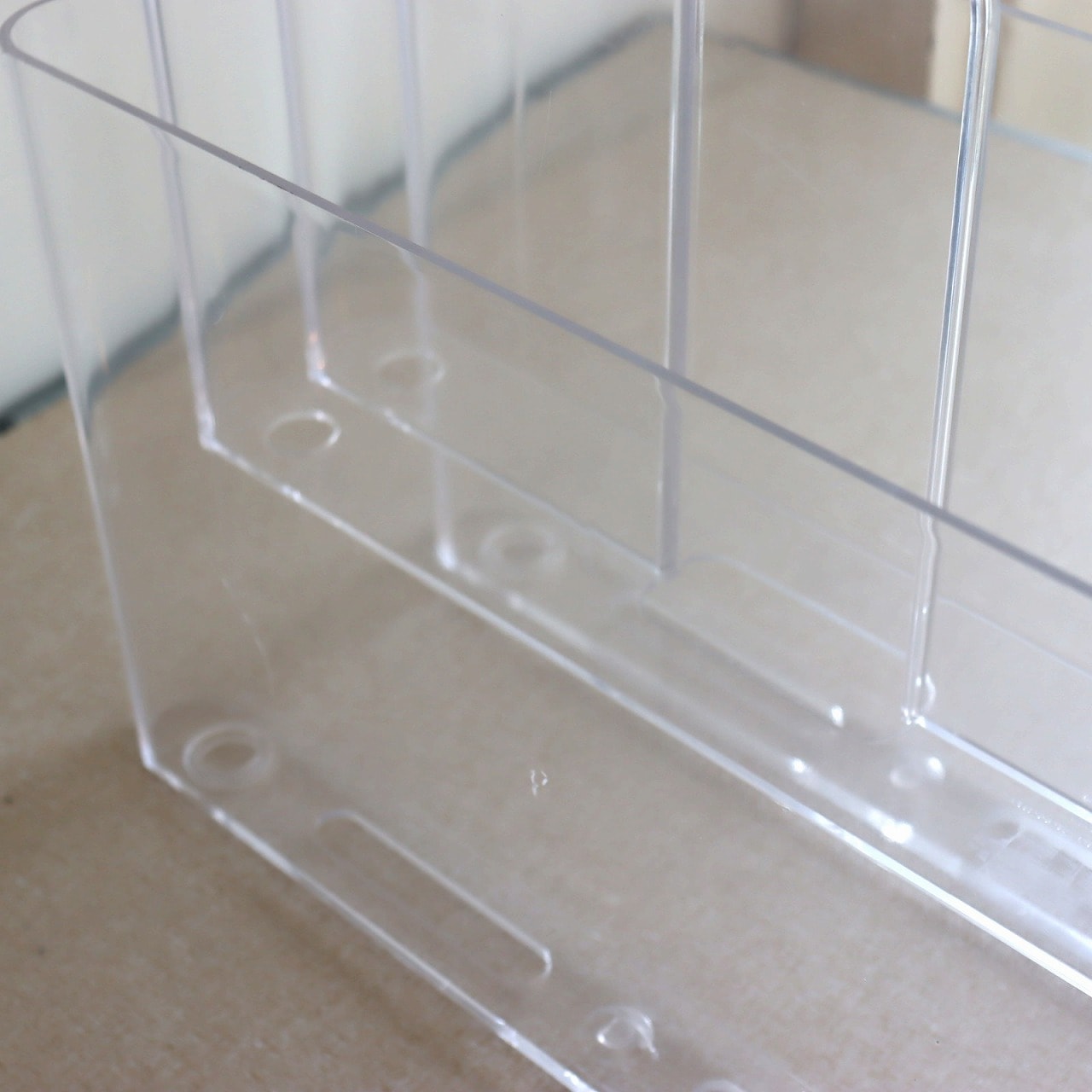 カルテル社製ルーサイトマガジンラック | マガジンラック・ワイヤー