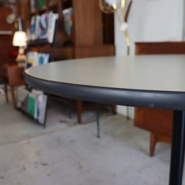 ハーマンミラー製ラウンドテーブル | ダイニングテーブル | パーム