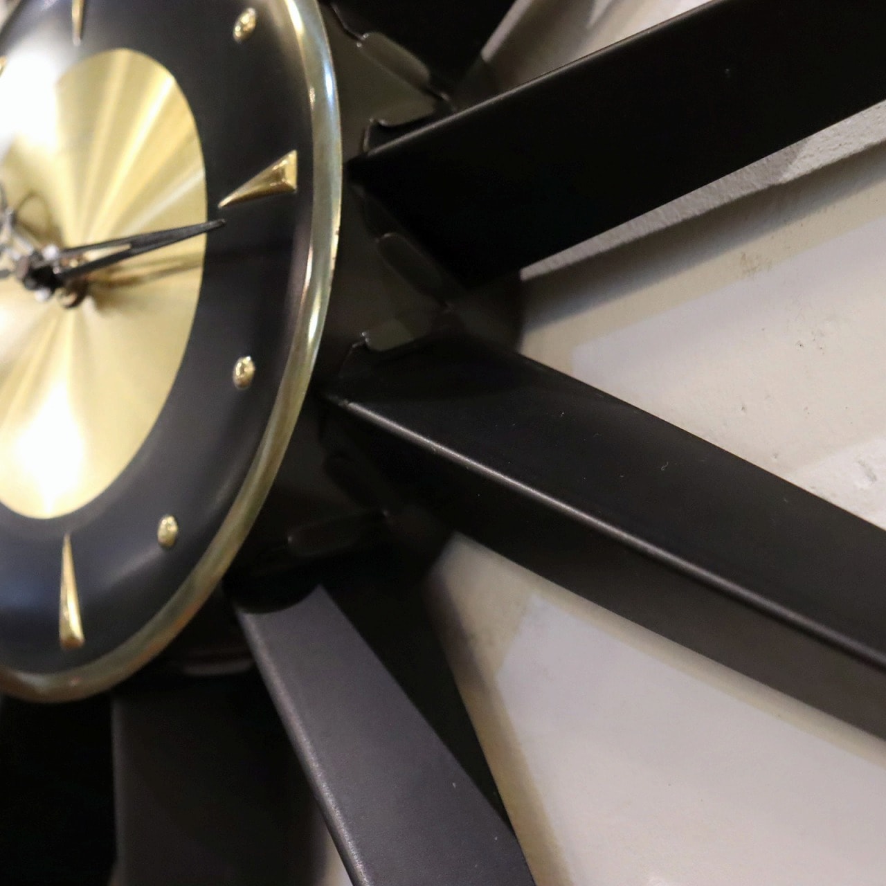 ウェルビー社製スターバーストウォールクロック | 時計 | パーム